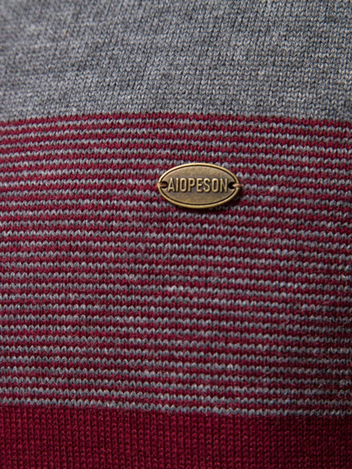 FREYA | Striped sweater with zip collar