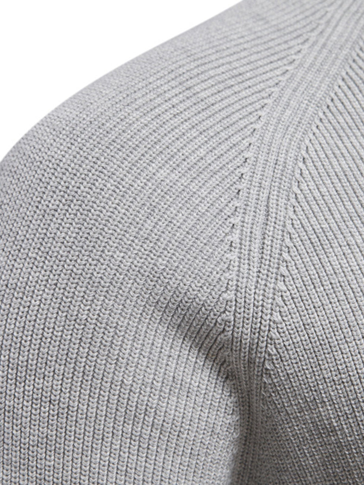 JACK | Raglan sweater with zip collar