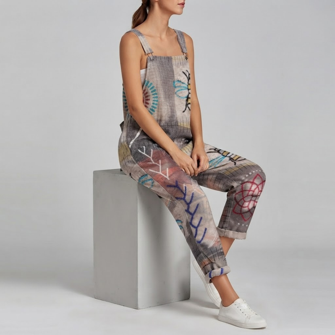 ELLA | Jumpsuit with bee graphic print