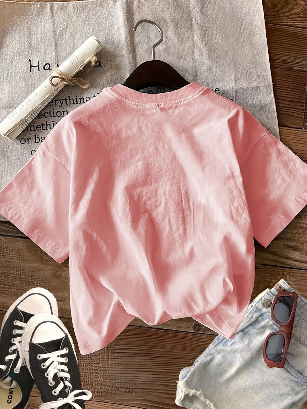 OLIVIA | Graphic tee with city print