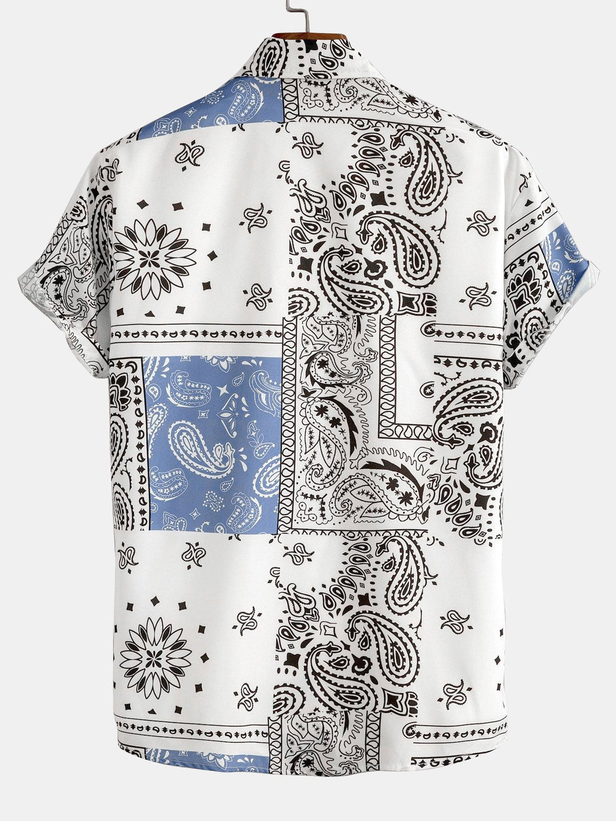 LILY | Set with paisley print shorts