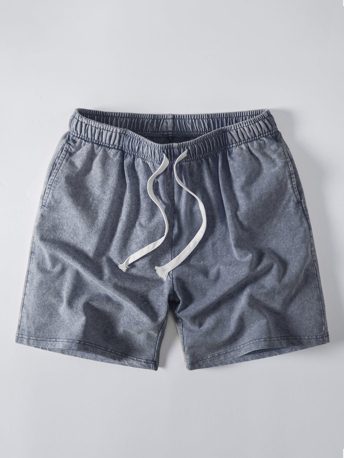 BENJAMIN | Shorts with distressed finish