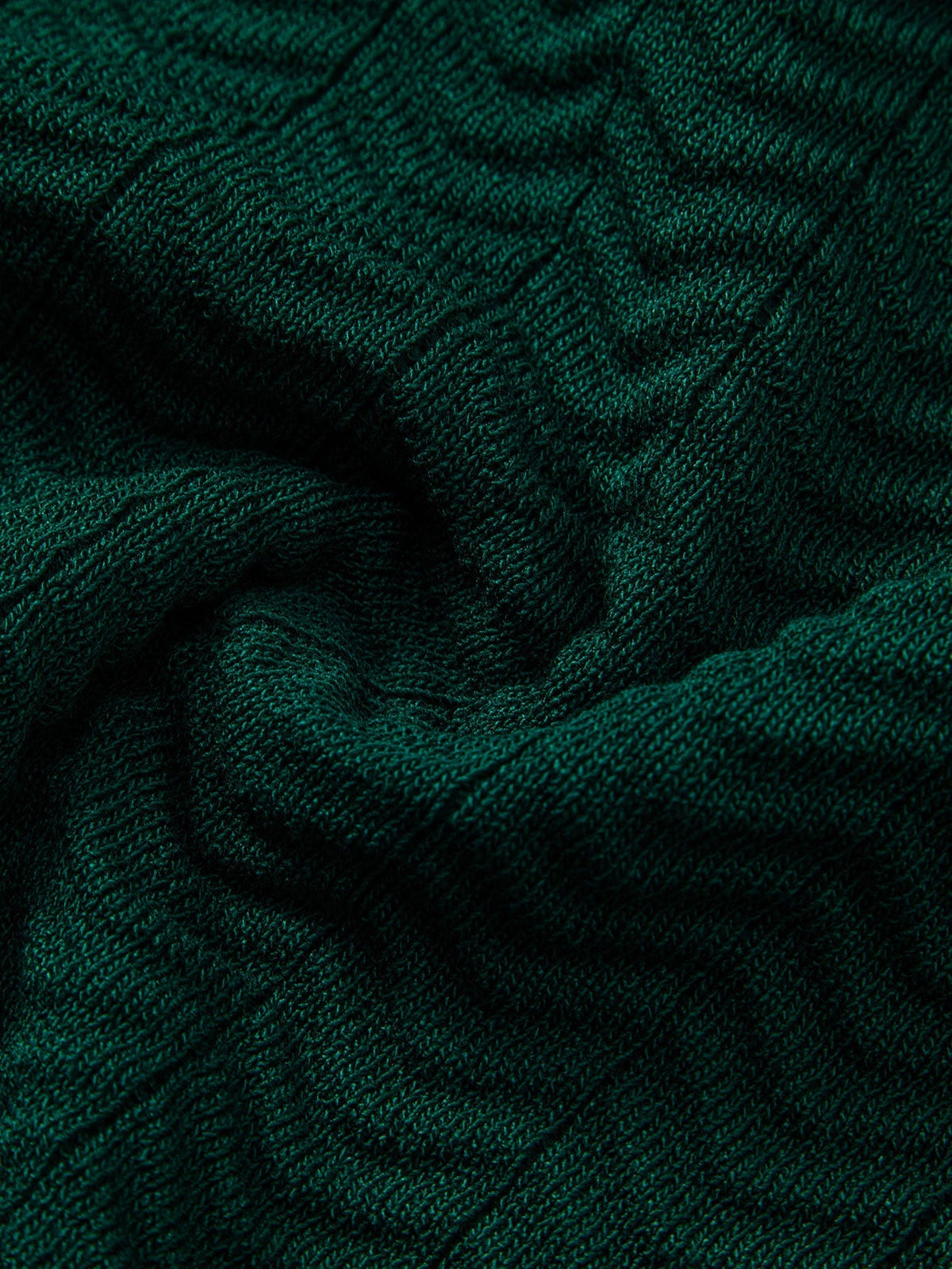 AVA | Set with textured polo and tapered trousers