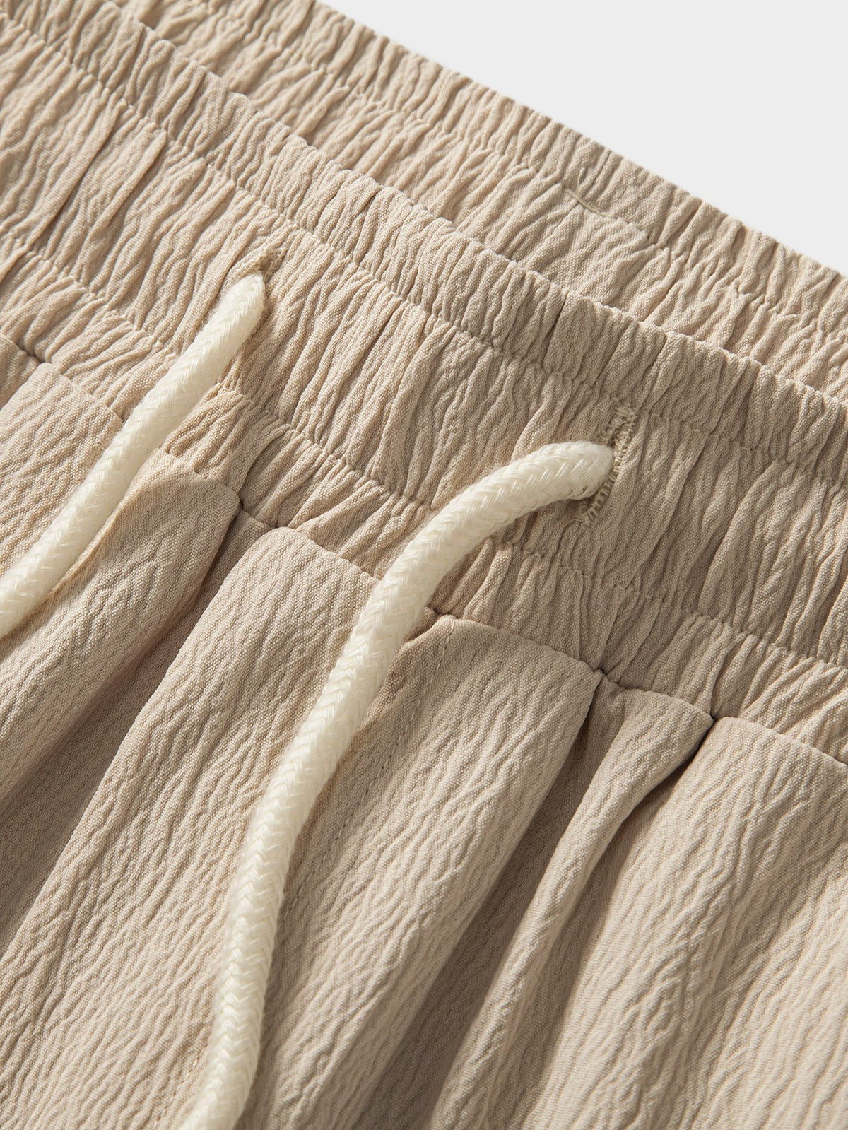 AVA | Straight-leg trousers with crinkle texture
