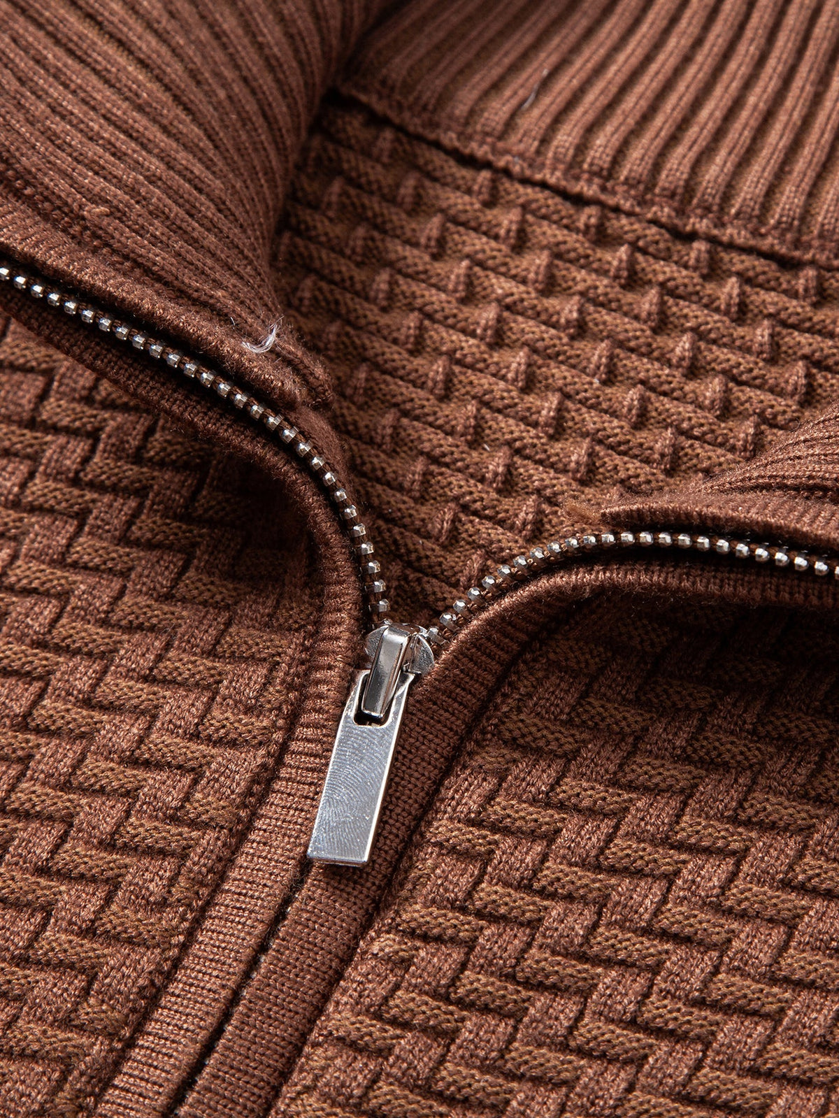 OLIVIA | Sweater with wave jacquard knit