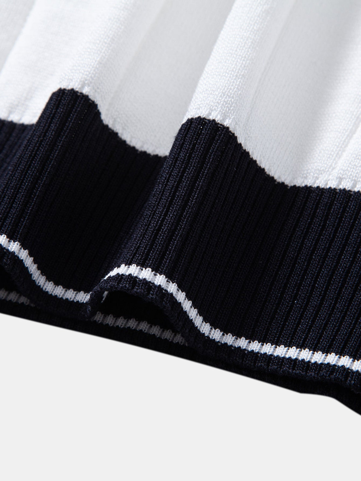 MIA | Set with ribbed polo and tapered trousers