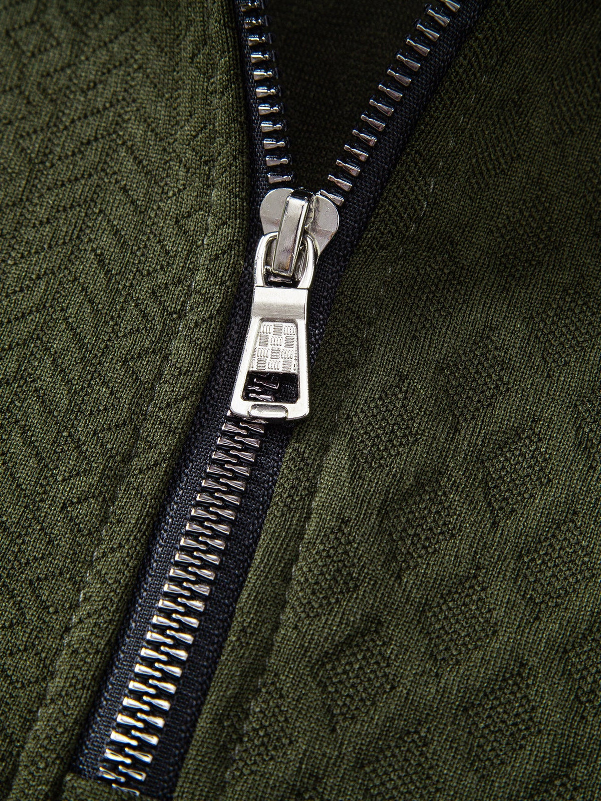 THEO | Polo with zip neckline