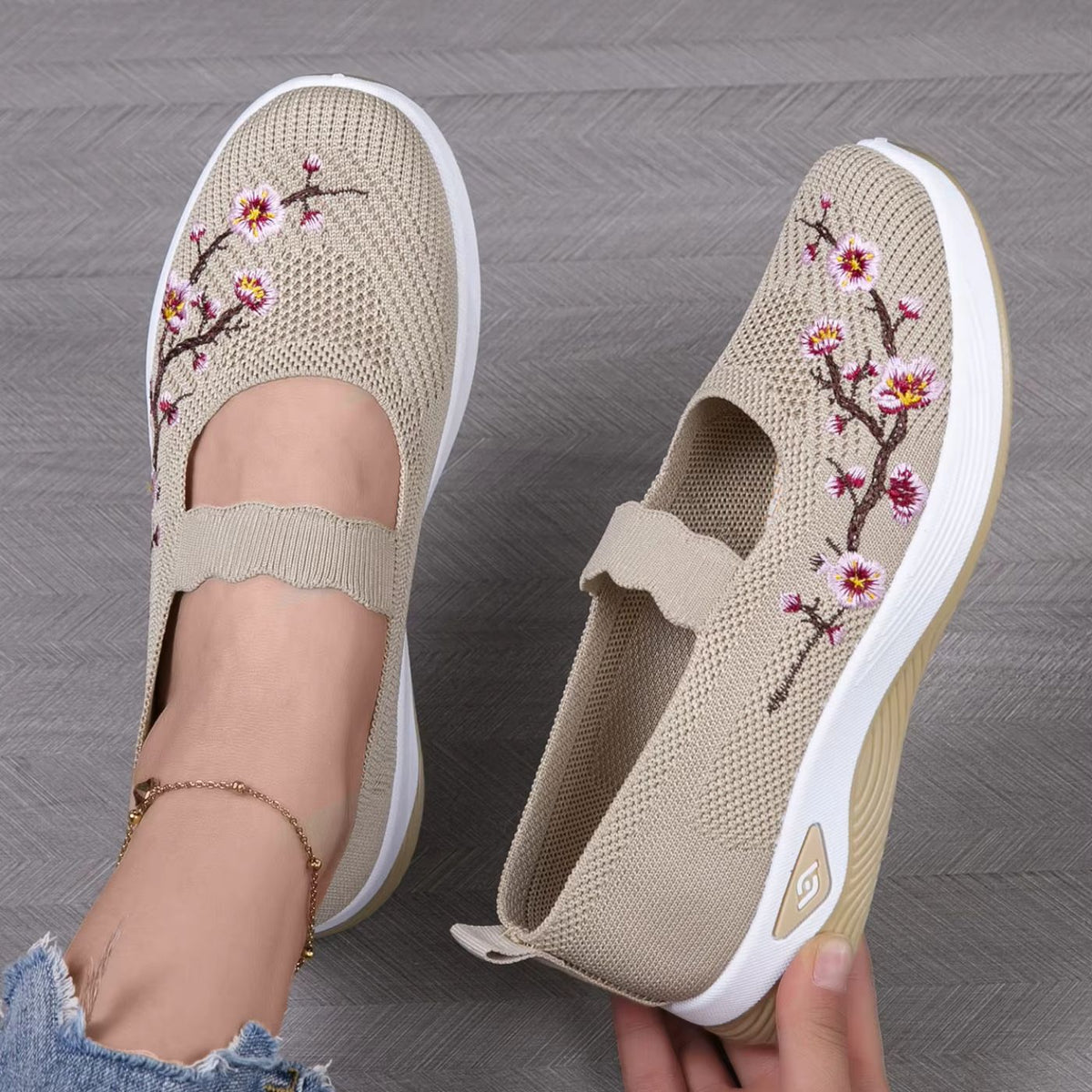 LEONA | Slip-on shoes with arch support
