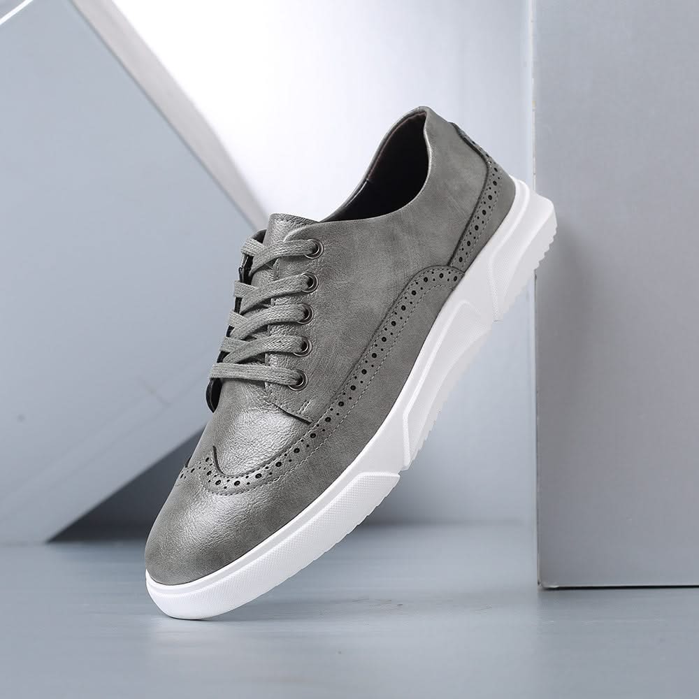 HENRY | Brogue sneakers with lace-up design