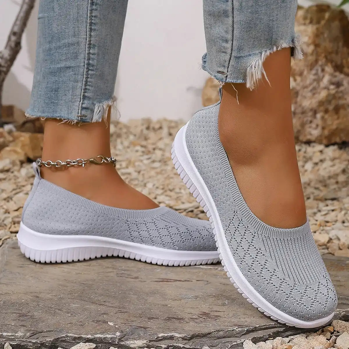 ESTELLA | Slip-on shoe with cushioned sole