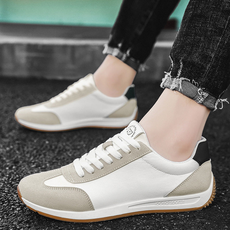 THEO | Retro sneaker with smooth panelling