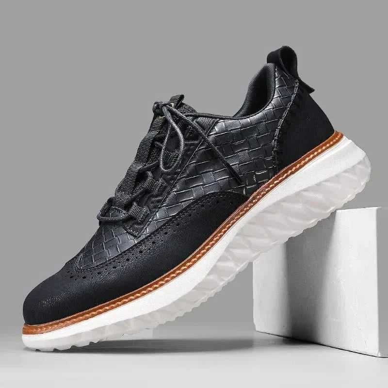 MIA | Sneaker with cushioned insole