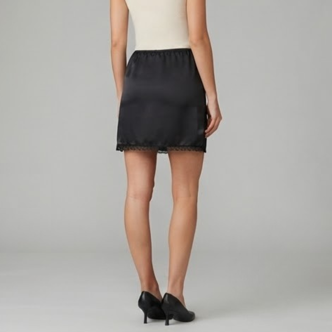 FREYA | Mini skirt with smooth finish