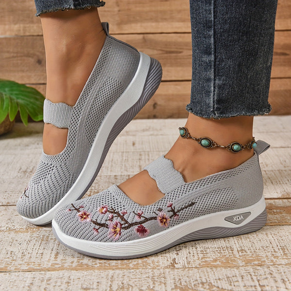 LEONA | Slip-on shoes with arch support