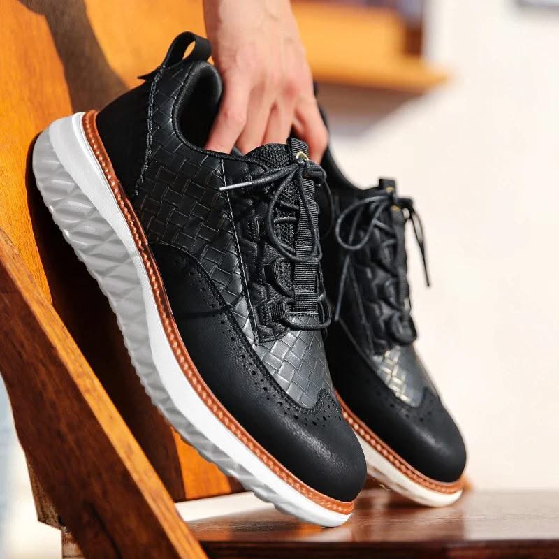 MIA | Sneaker with cushioned insole