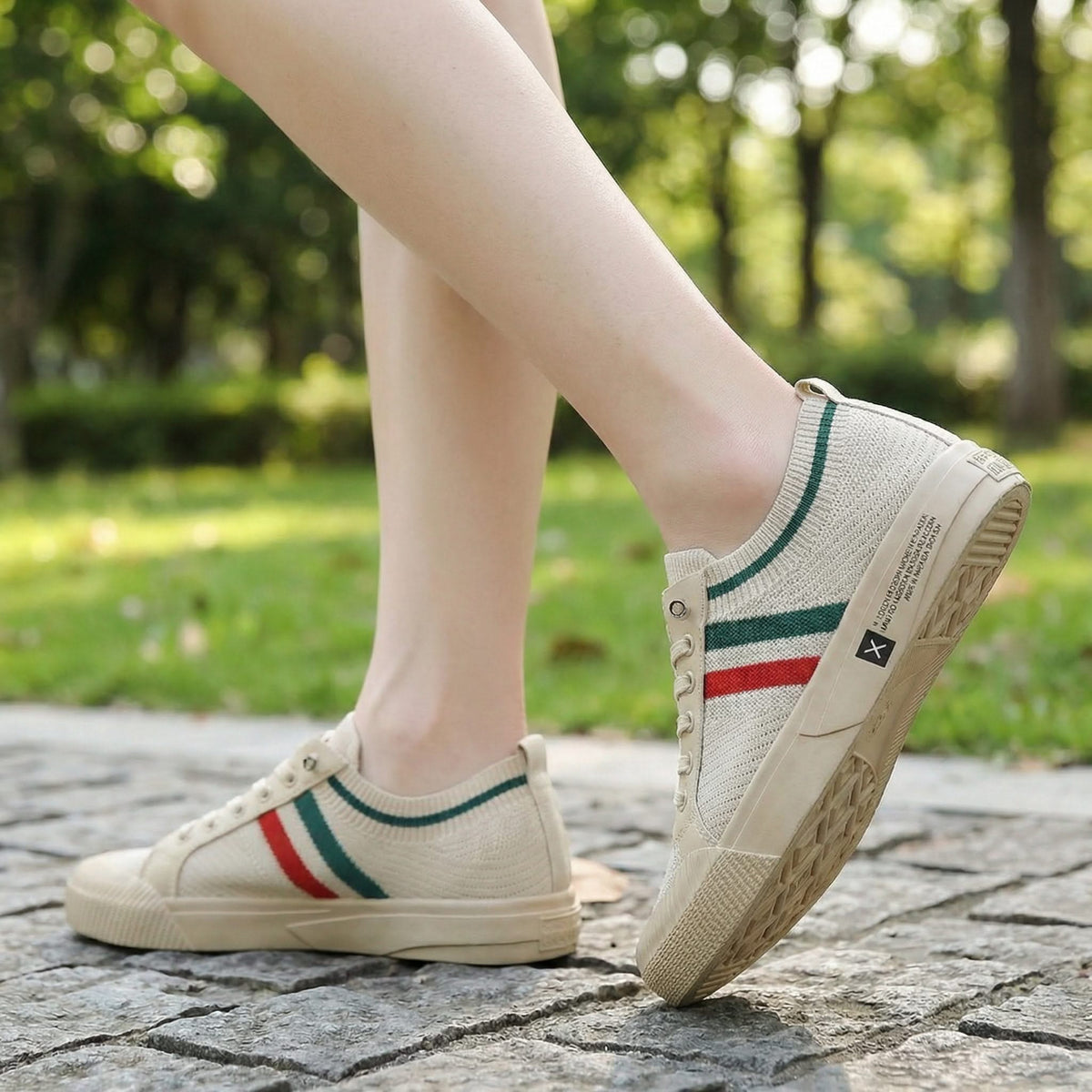 HARPER | Knit sneakers with striped detailing