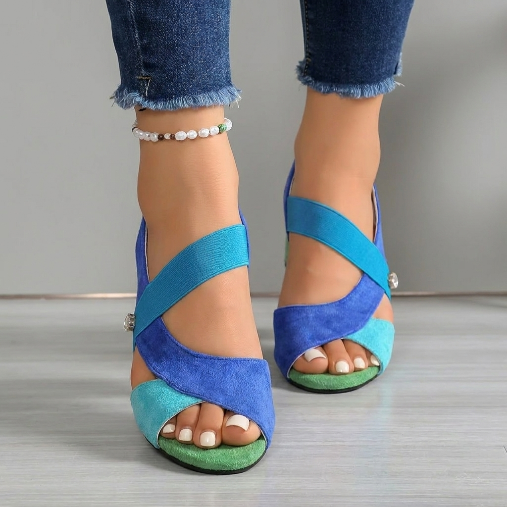 GRACE | Block heel sandals with cross strap