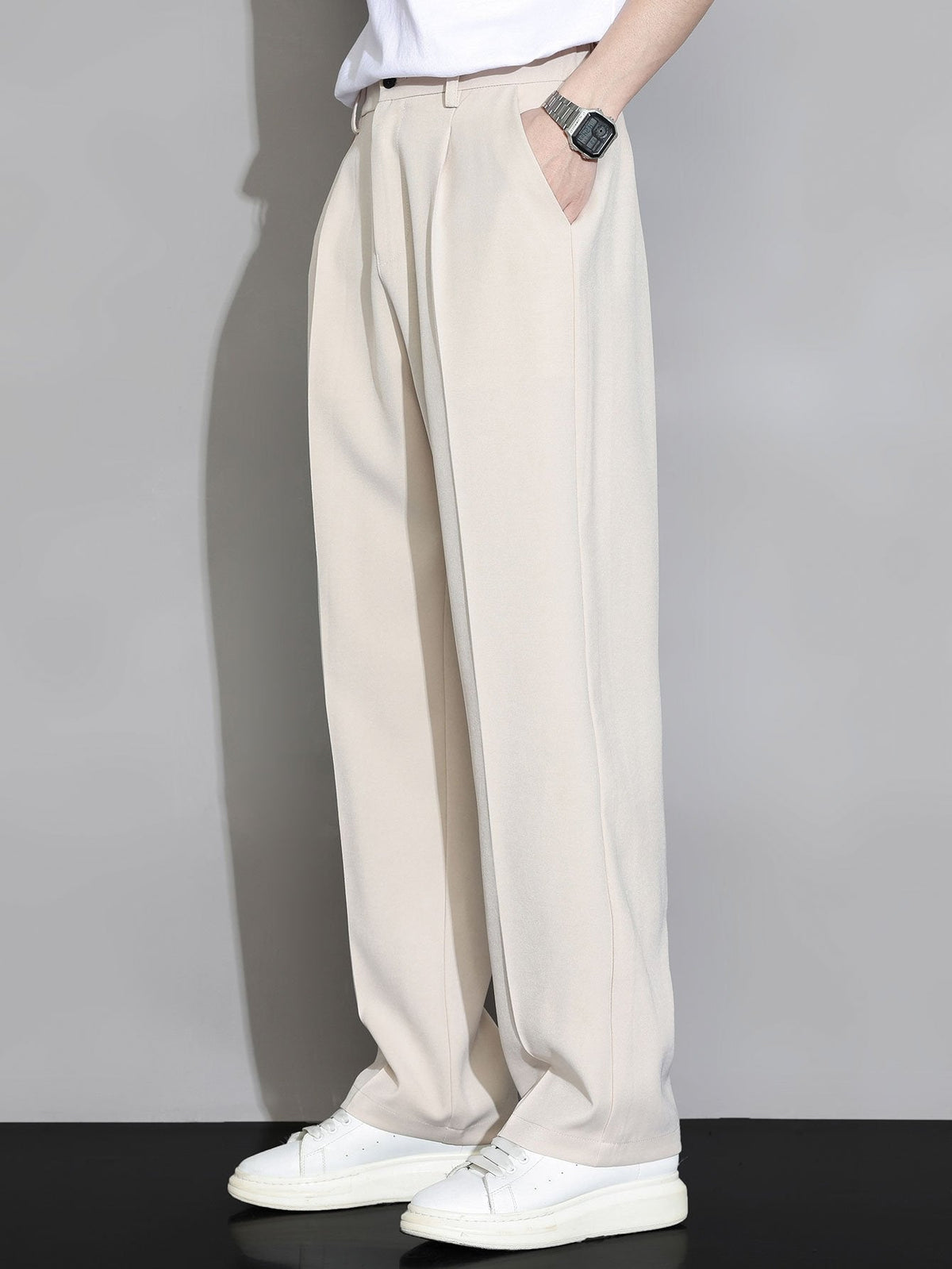 AURELIA | Straight-leg trousers with elastic waistband
