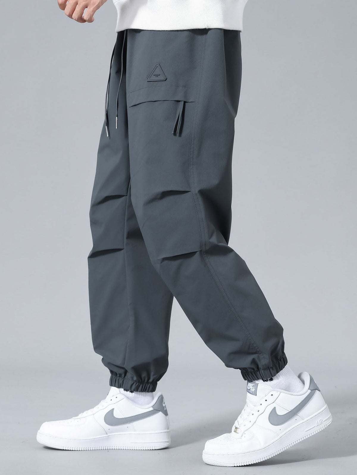 OLIVER | Joggers with drawstring waist
