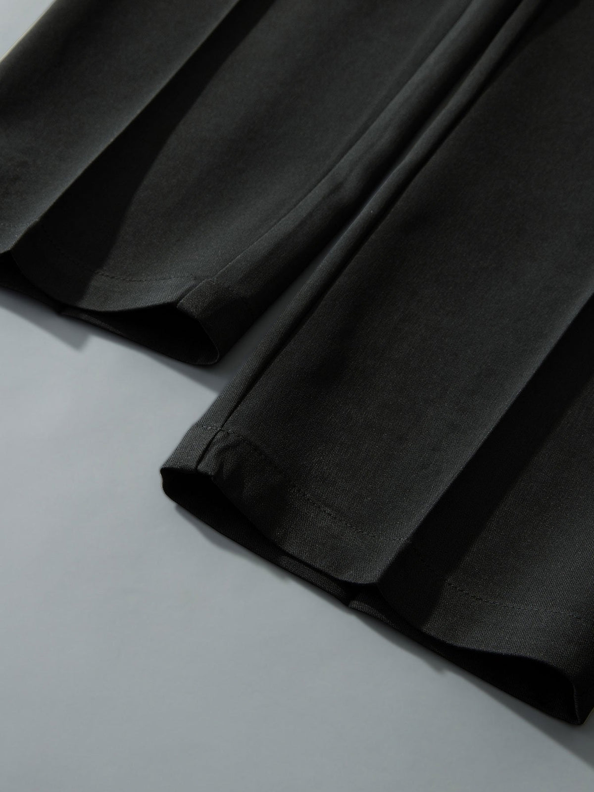 AURELIA | Straight-leg trousers with elastic waistband