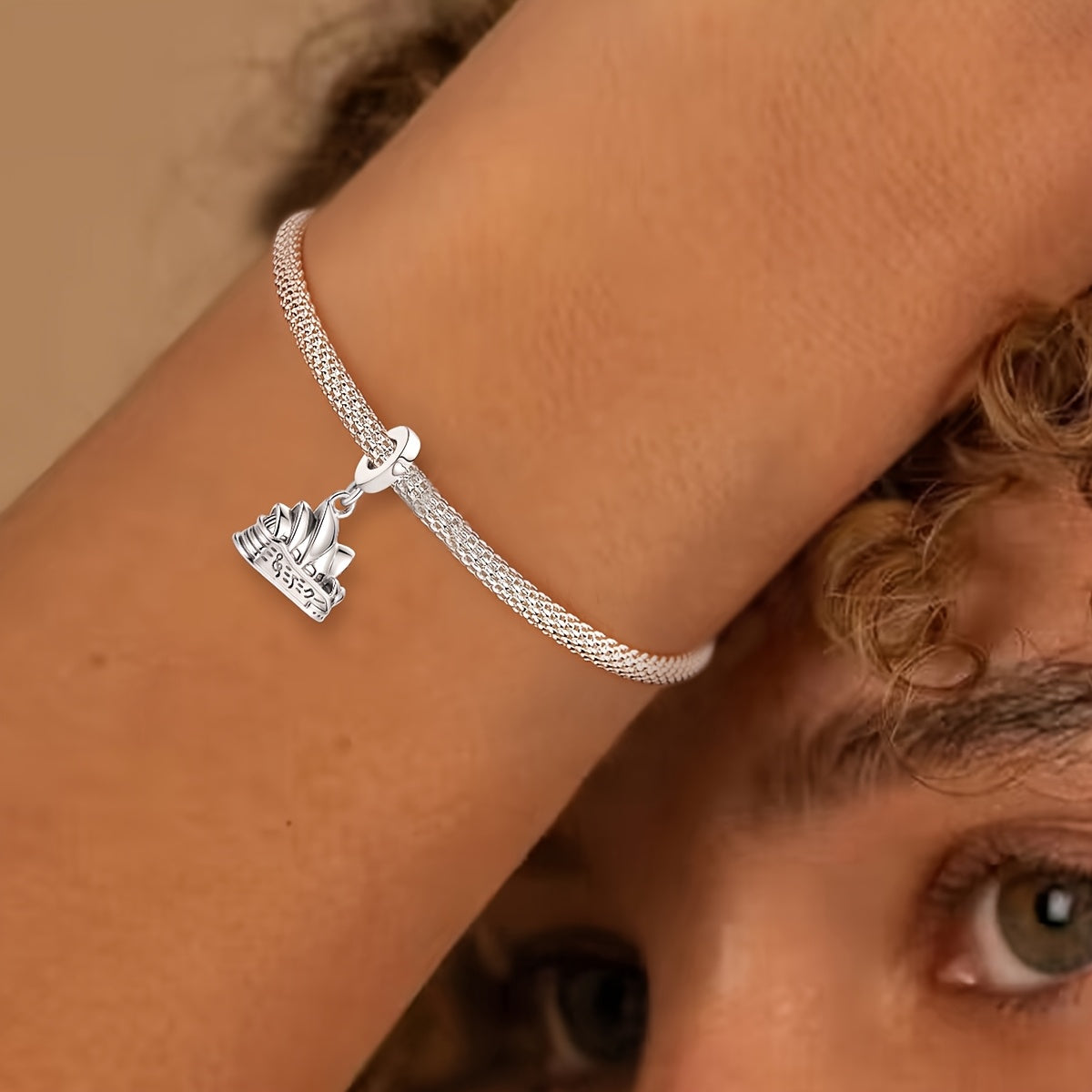 EVE | Charm with cubic zirconia detail