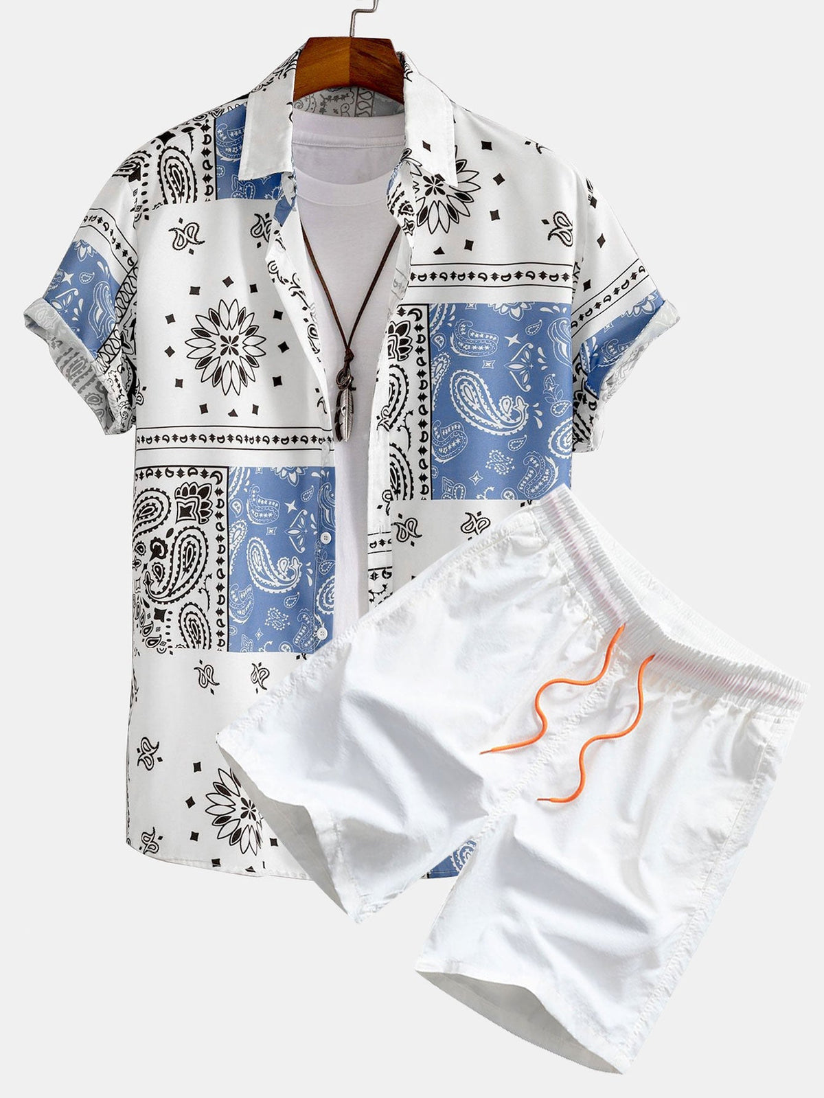 LILY | Set with paisley print shorts