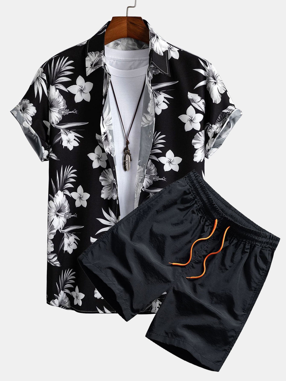 FREYA | Set with floral shirt and shorts
