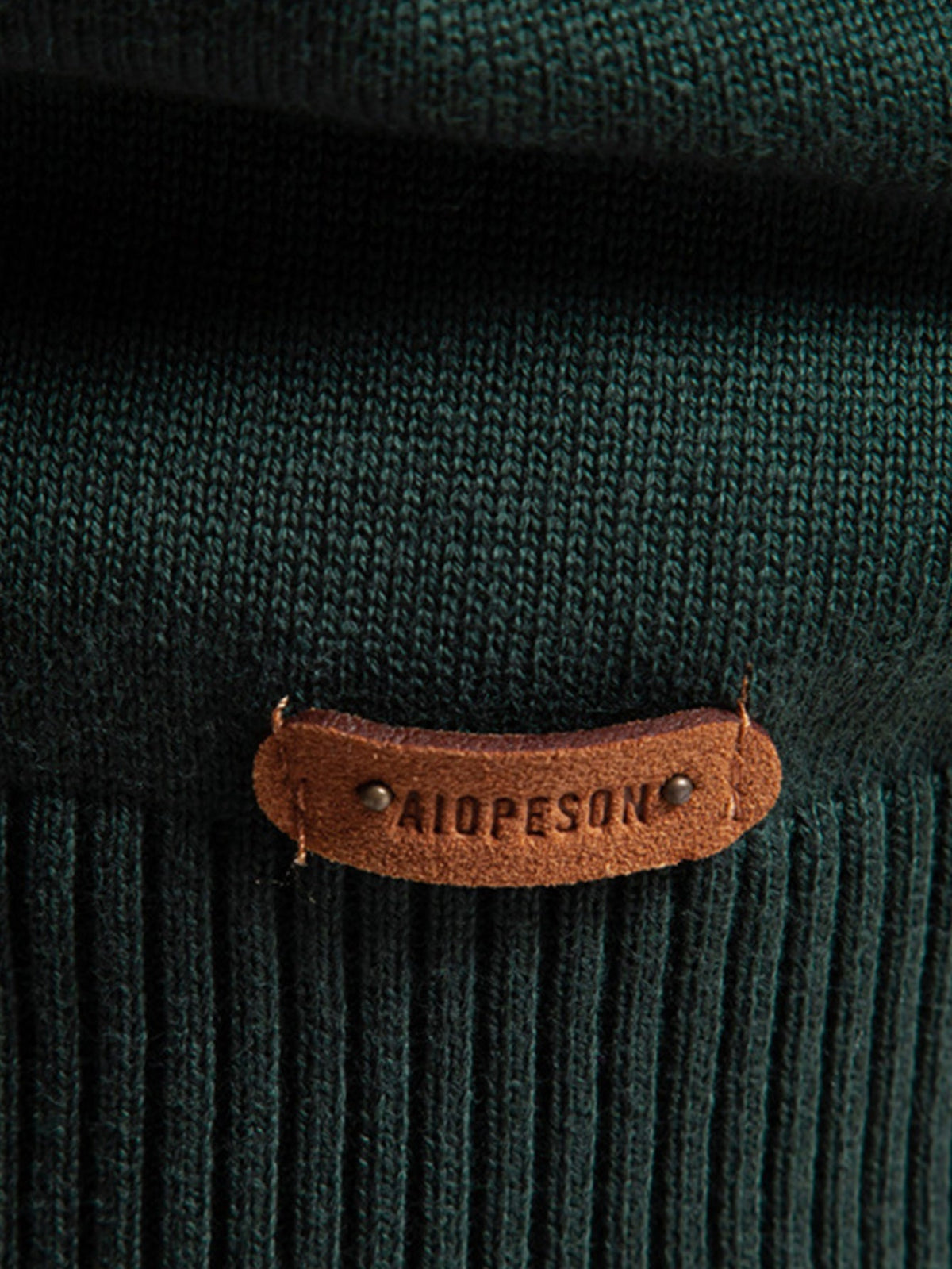 FLORENCE | Quarter-zip sweater with stripe detail