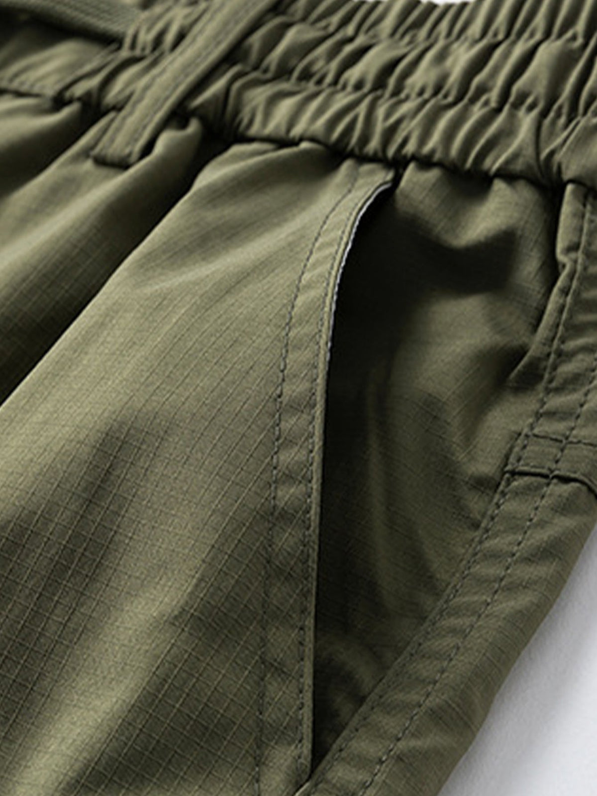 EDWARD | Cargo shorts with multiple pockets