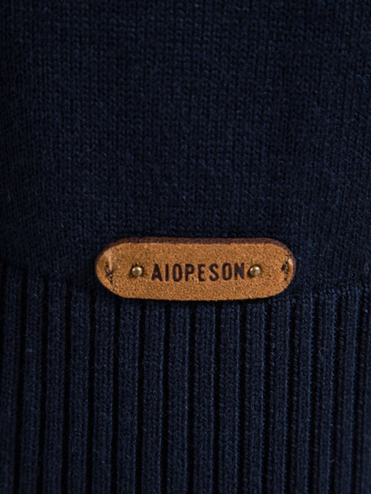 FREYA | Striped sweater with zip collar