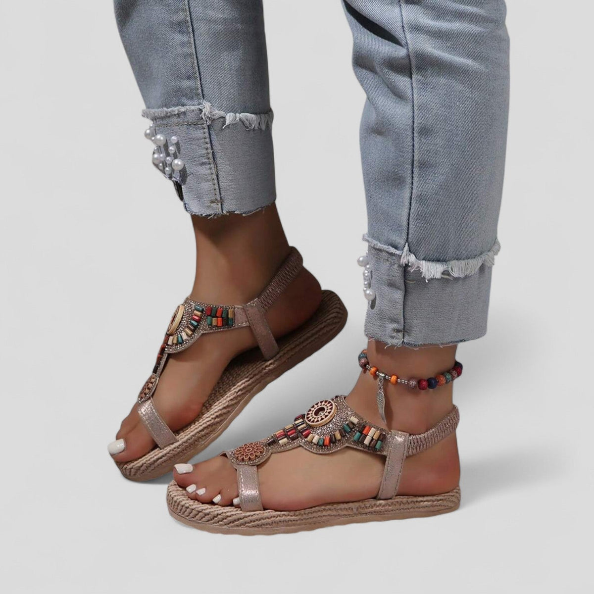 IMOGEN | Sandals with embroidered detail