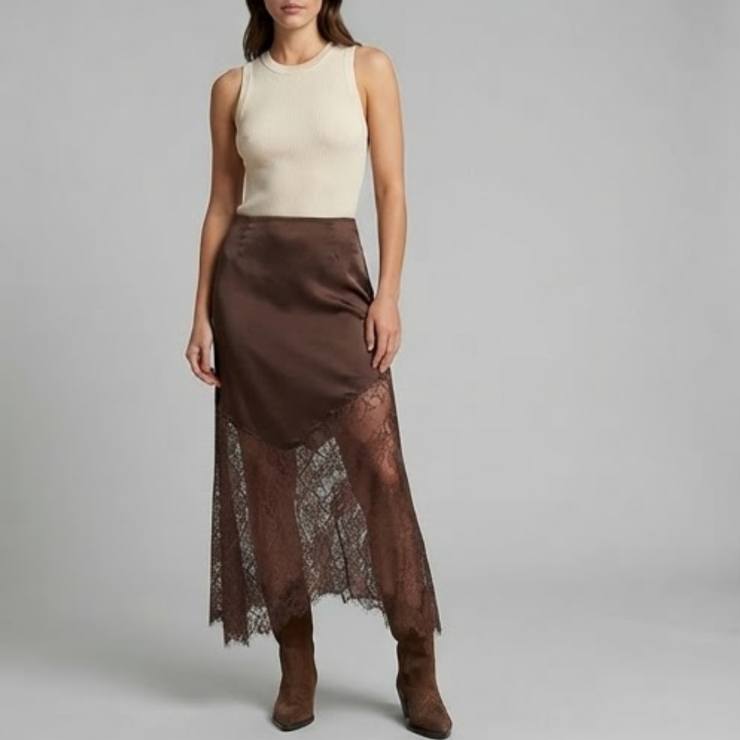 AURELIA | Skirt with lace patchwork detail