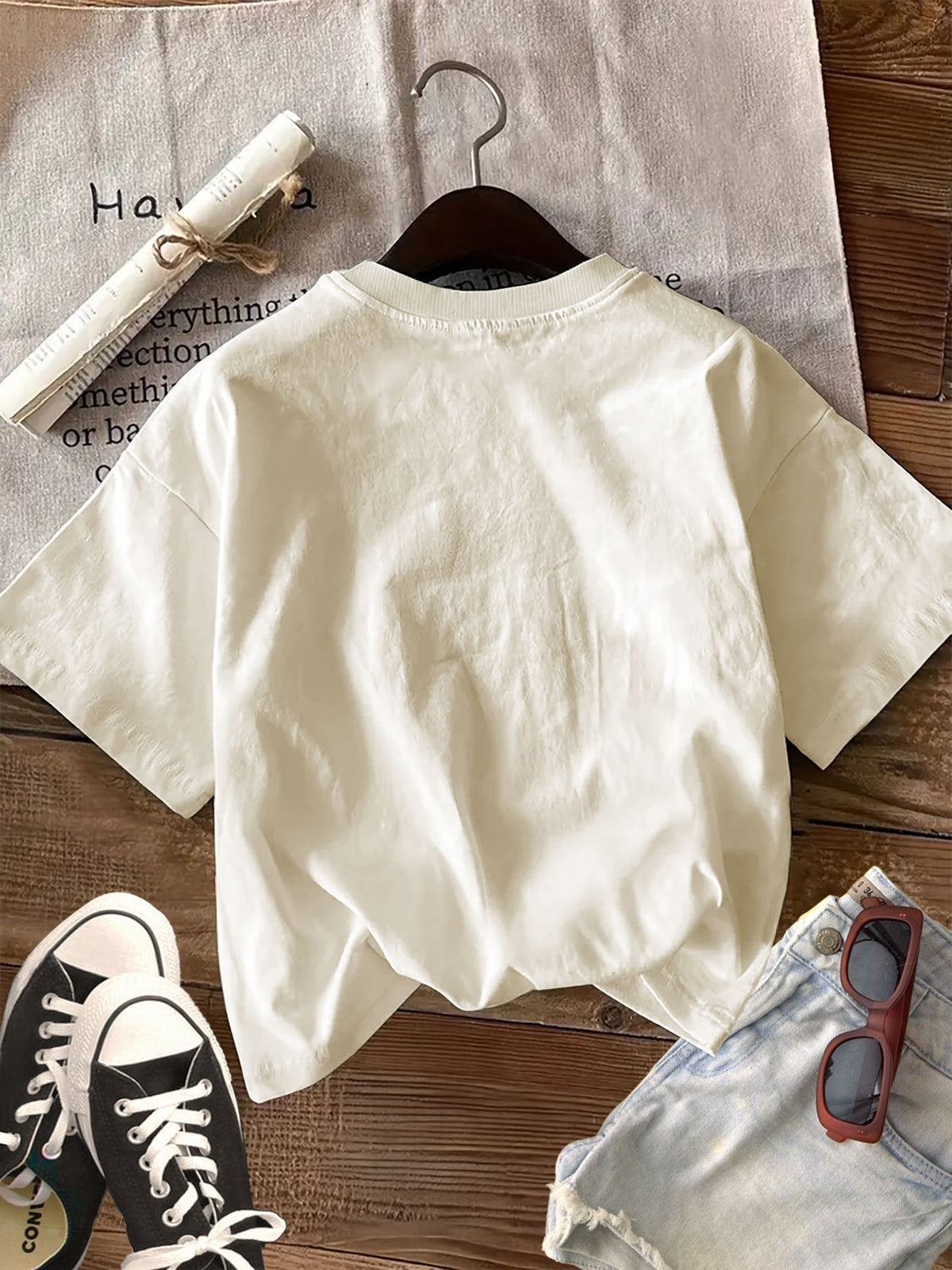 OLIVIA | Graphic tee with city print
