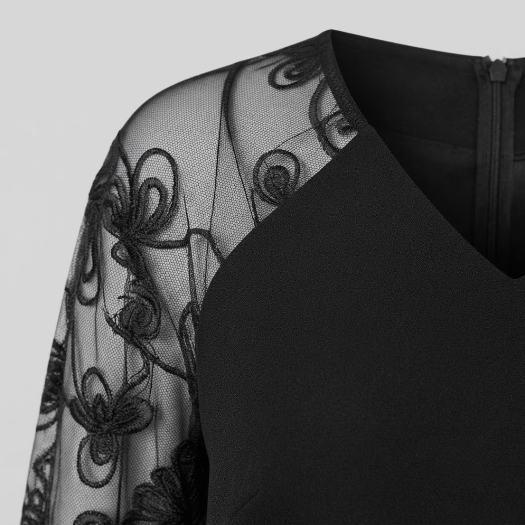 GISELLE | Lace dress with long sleeves