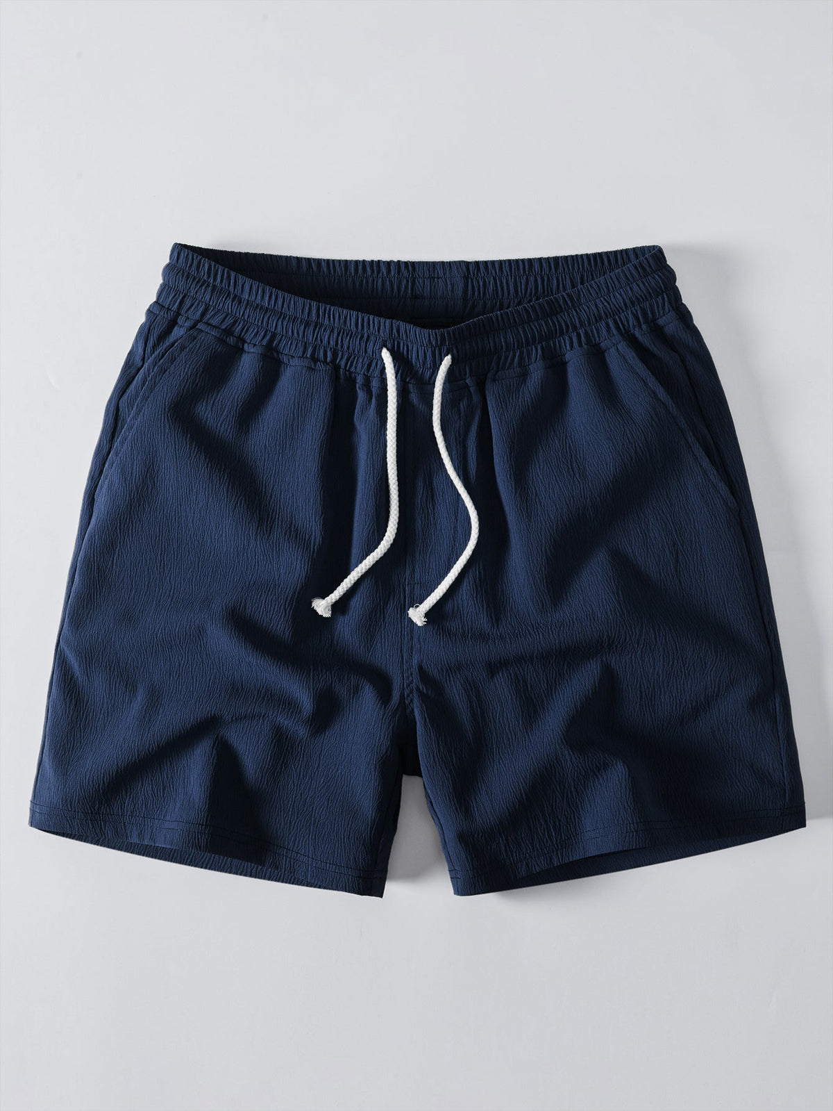 IVY | Shorts with crinkle texture