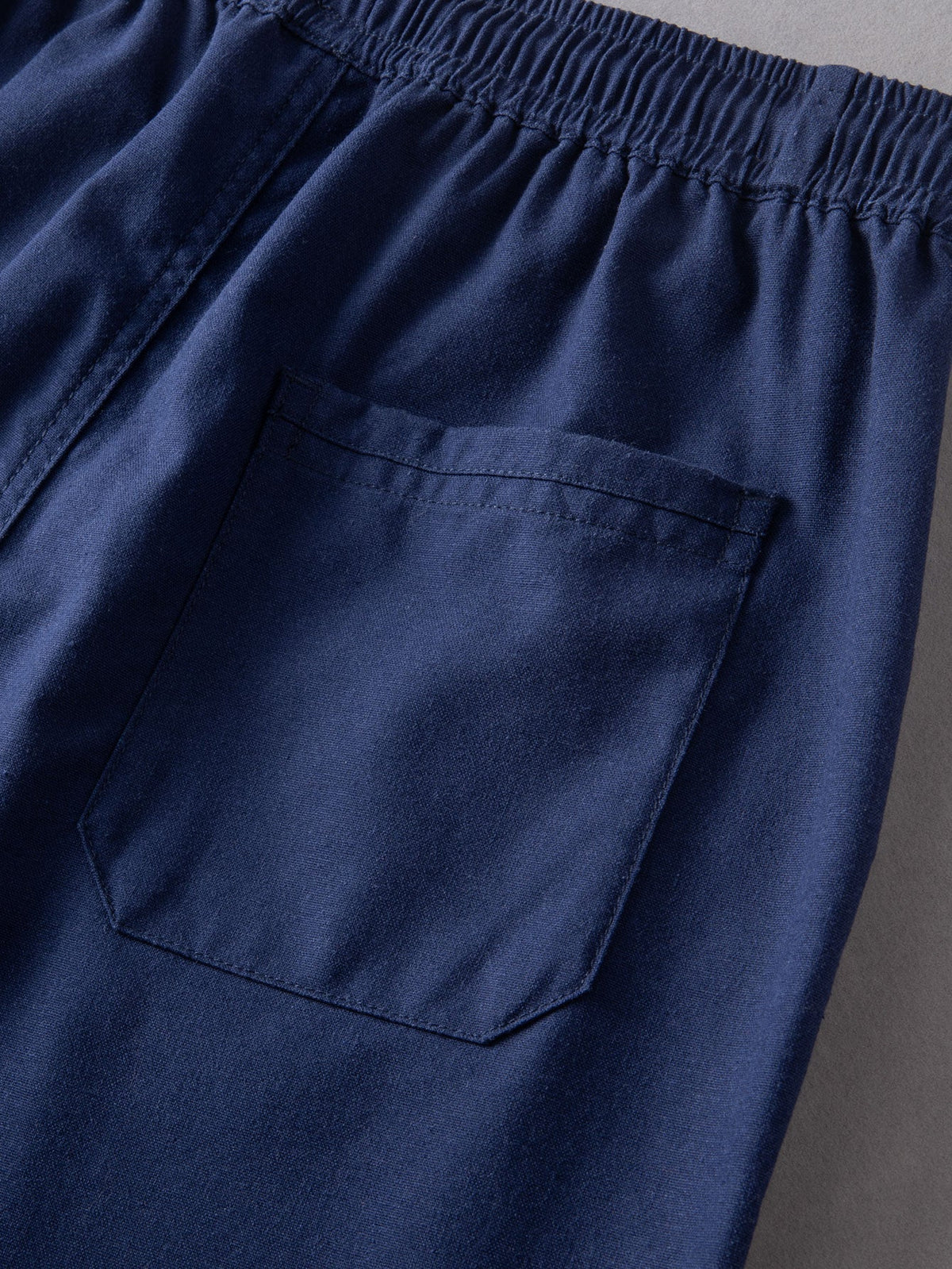 ELLA | Straight-leg trousers in woven fabric