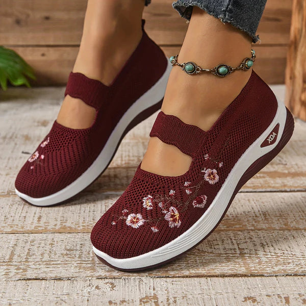 LEONA | Slip-on shoes with arch support