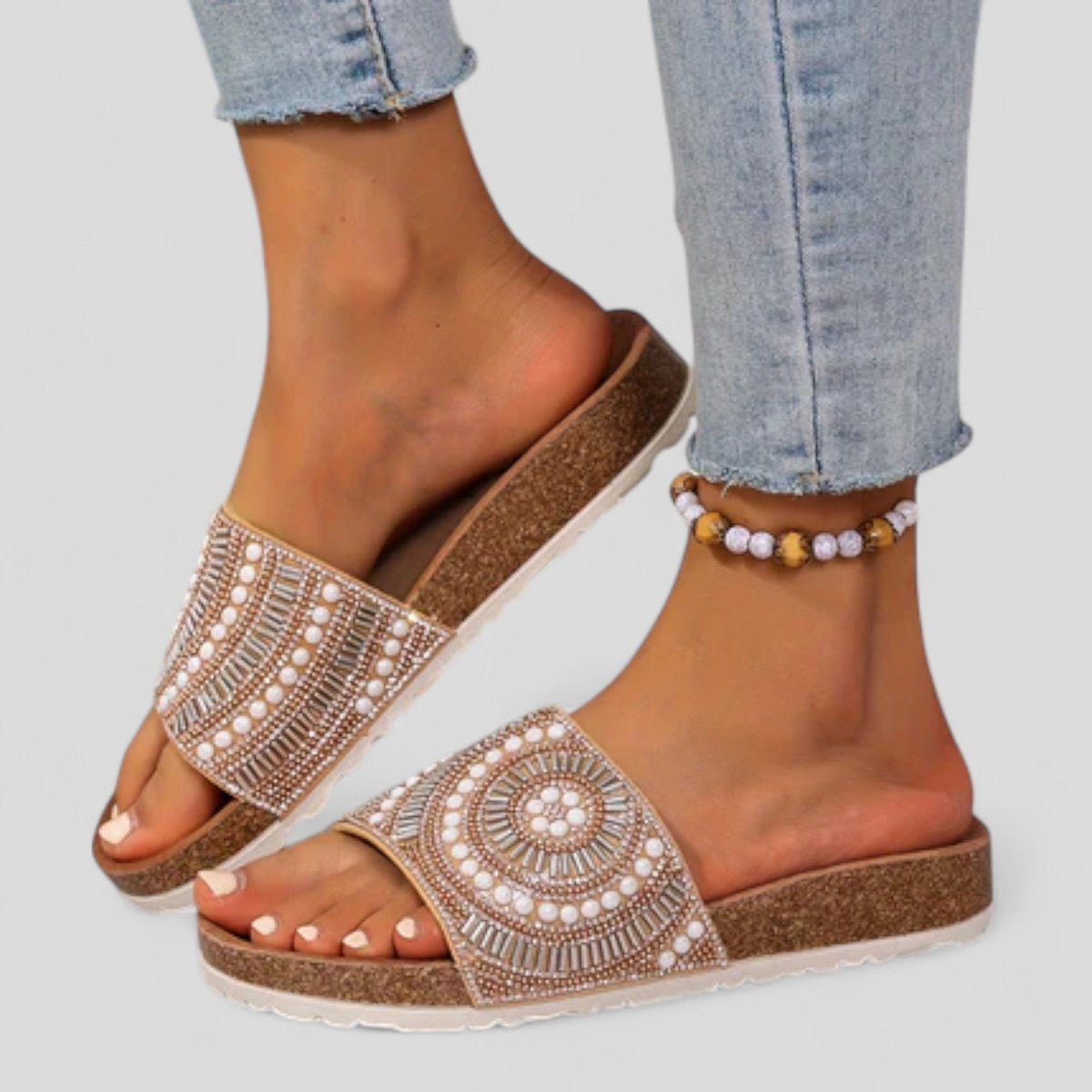 OLIVIA | Sandals with pearl embellishments