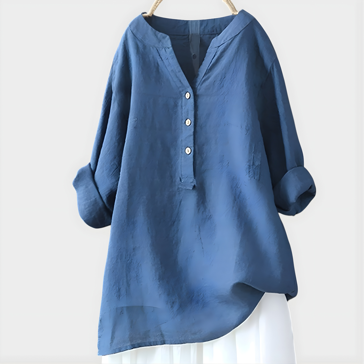 VERONIQUE | Blouse with V-neck