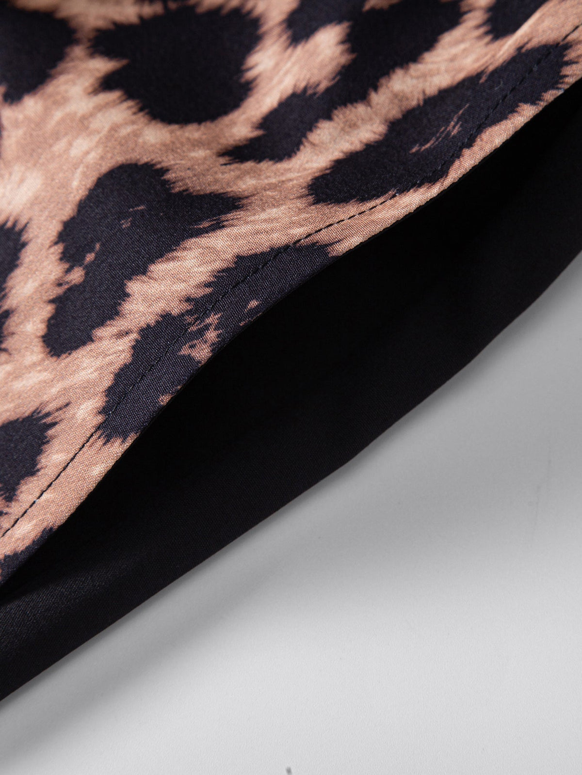 FREYA | Shorts with leopard print