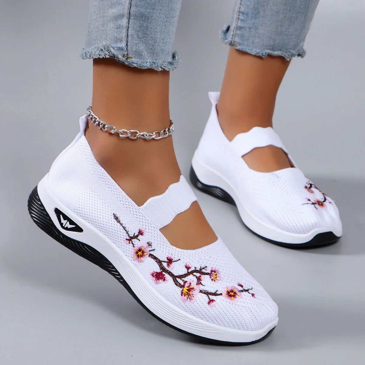 LEONA | Slip-on shoes with arch support