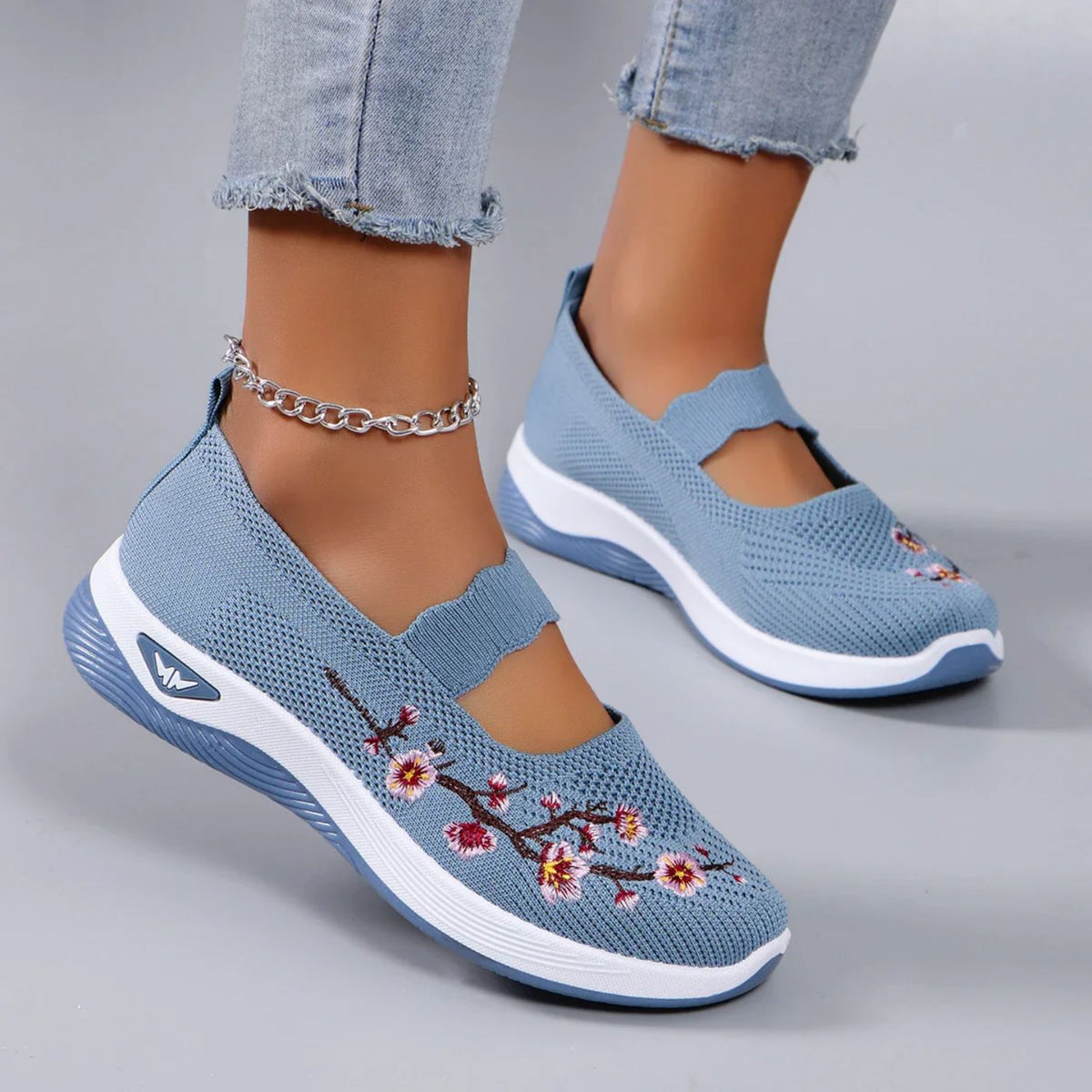 LEONA | Slip-on shoes with arch support
