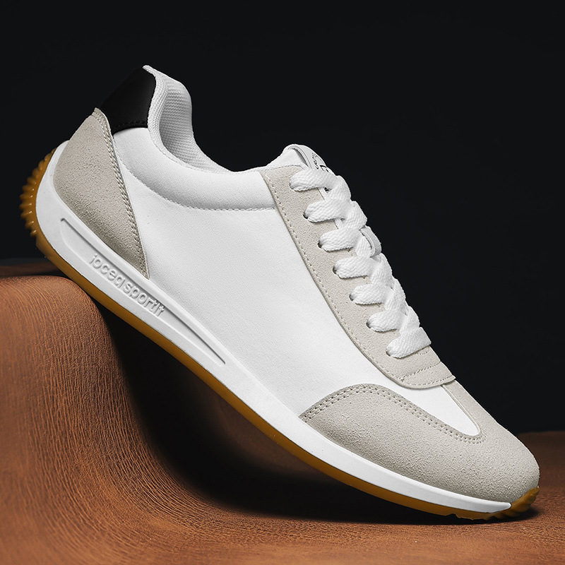THEO | Retro sneaker with smooth panelling