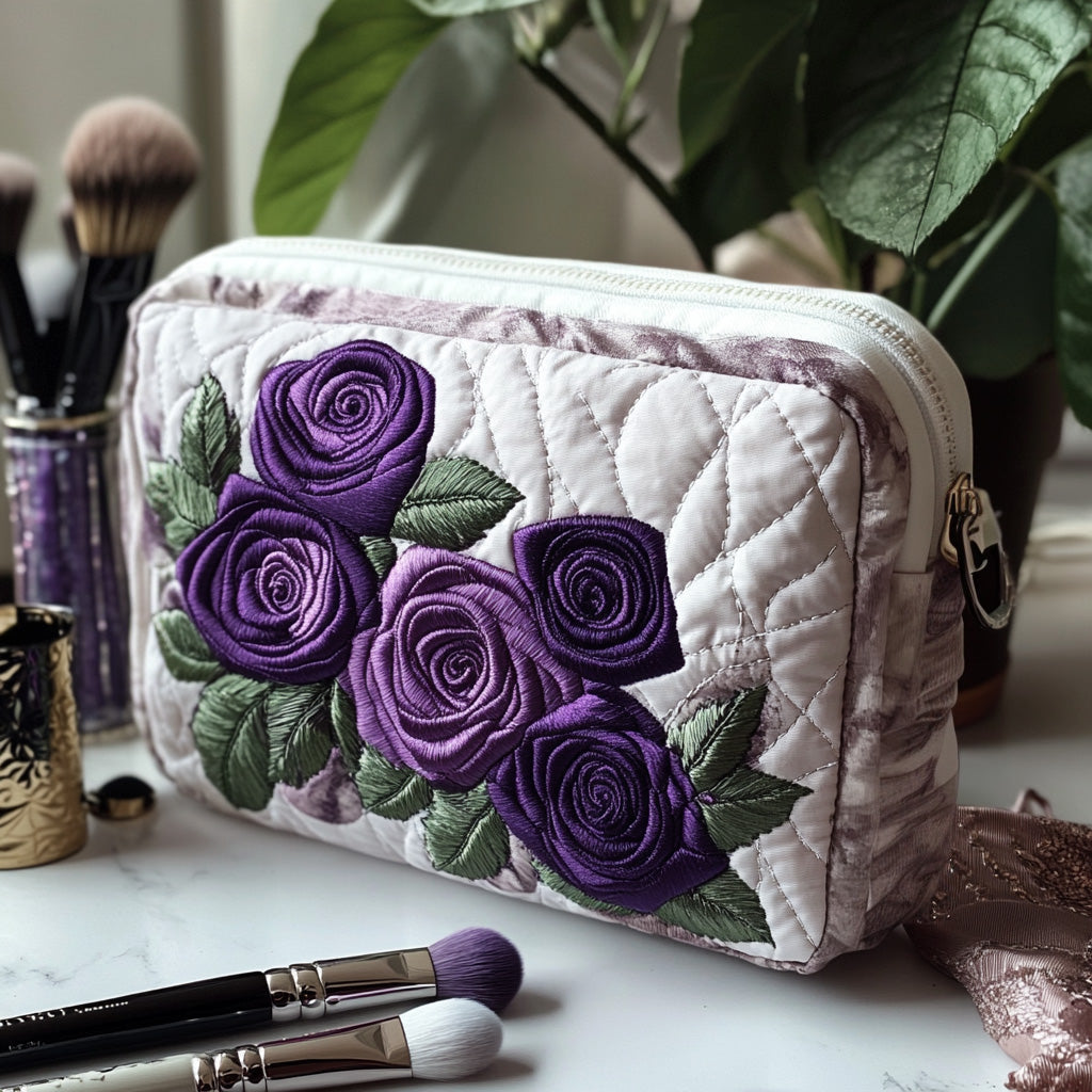 IVY | Cosmetic bag with quilted embroidery