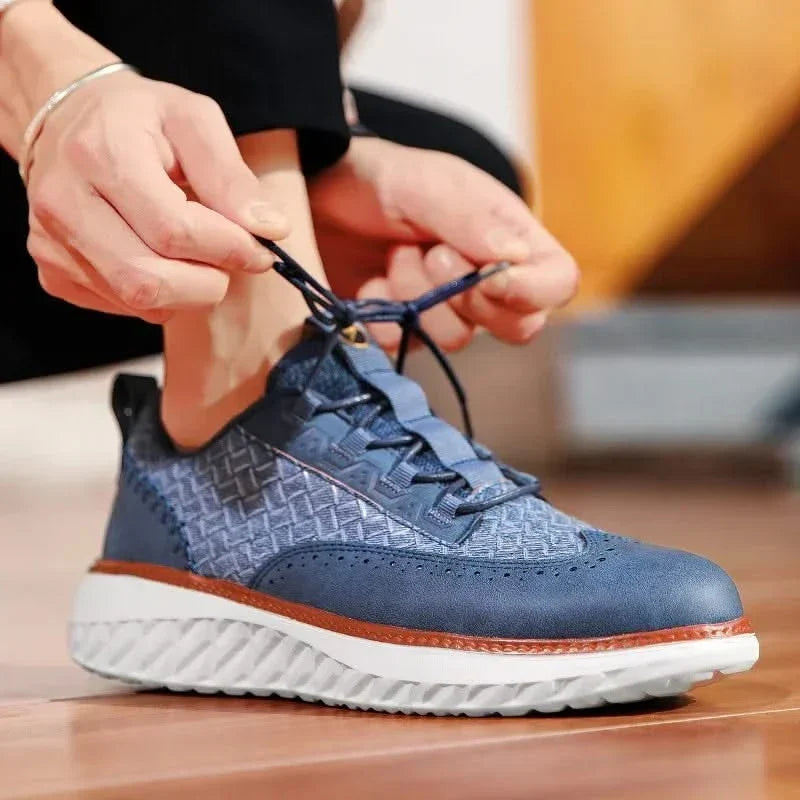 MIA | Sneaker with cushioned insole