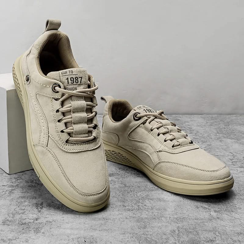COLTON | Sneakers with structured overlays