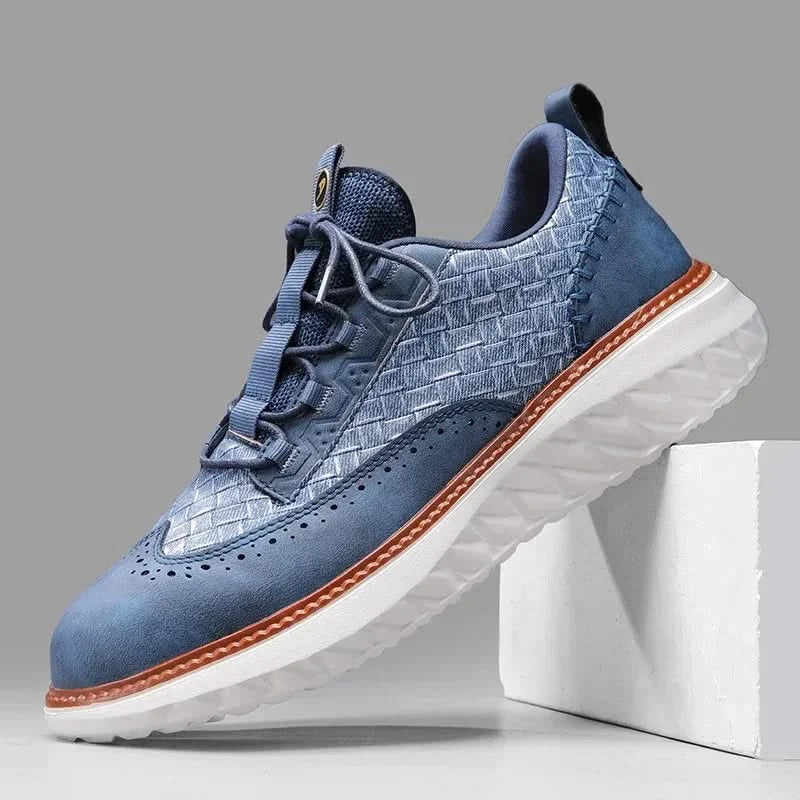 MIA | Sneaker with cushioned insole