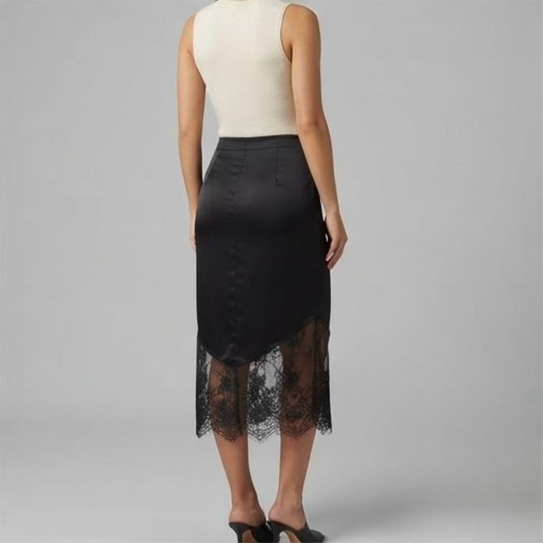 AURELIA | Skirt with lace patchwork detail