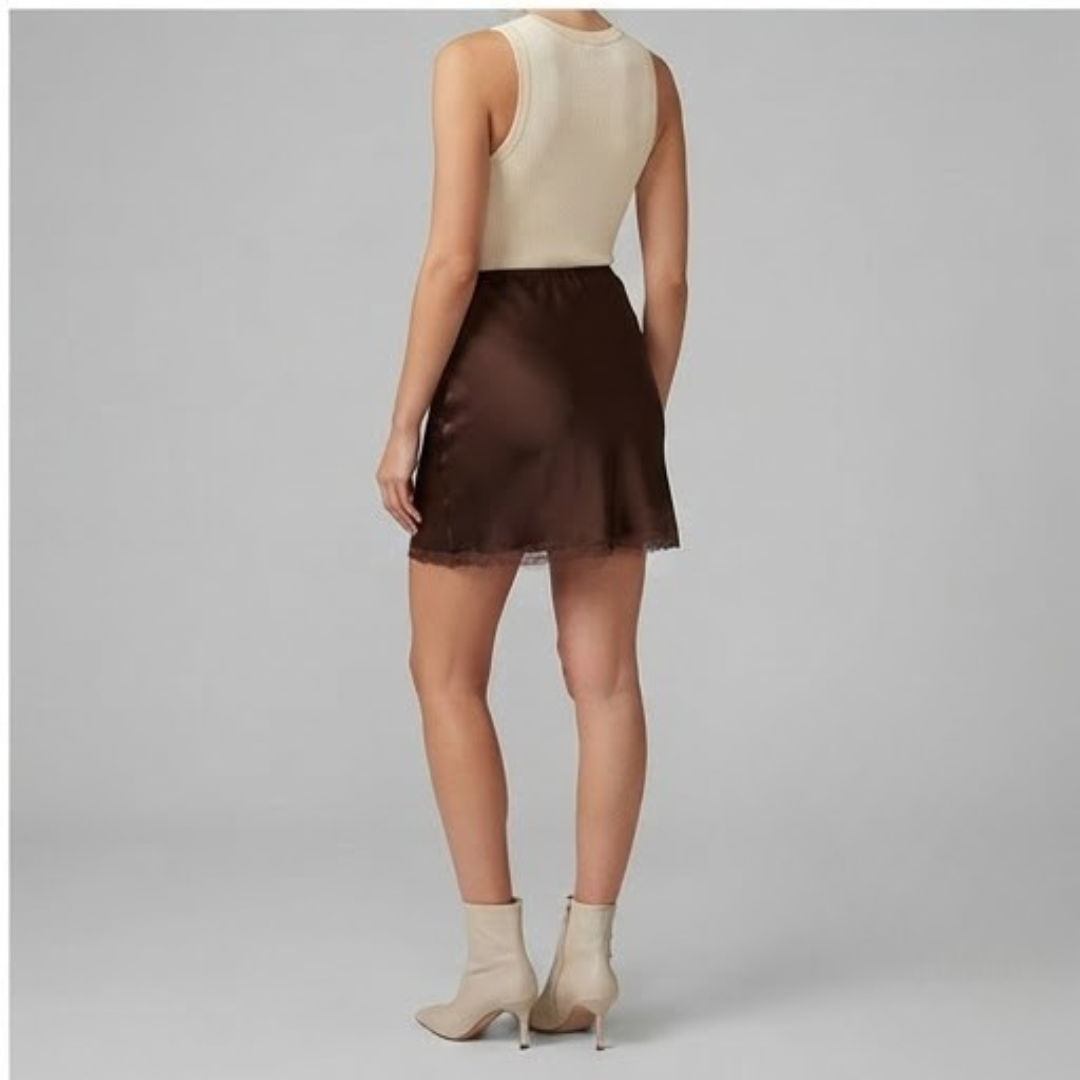 FREYA | Mini skirt with smooth finish