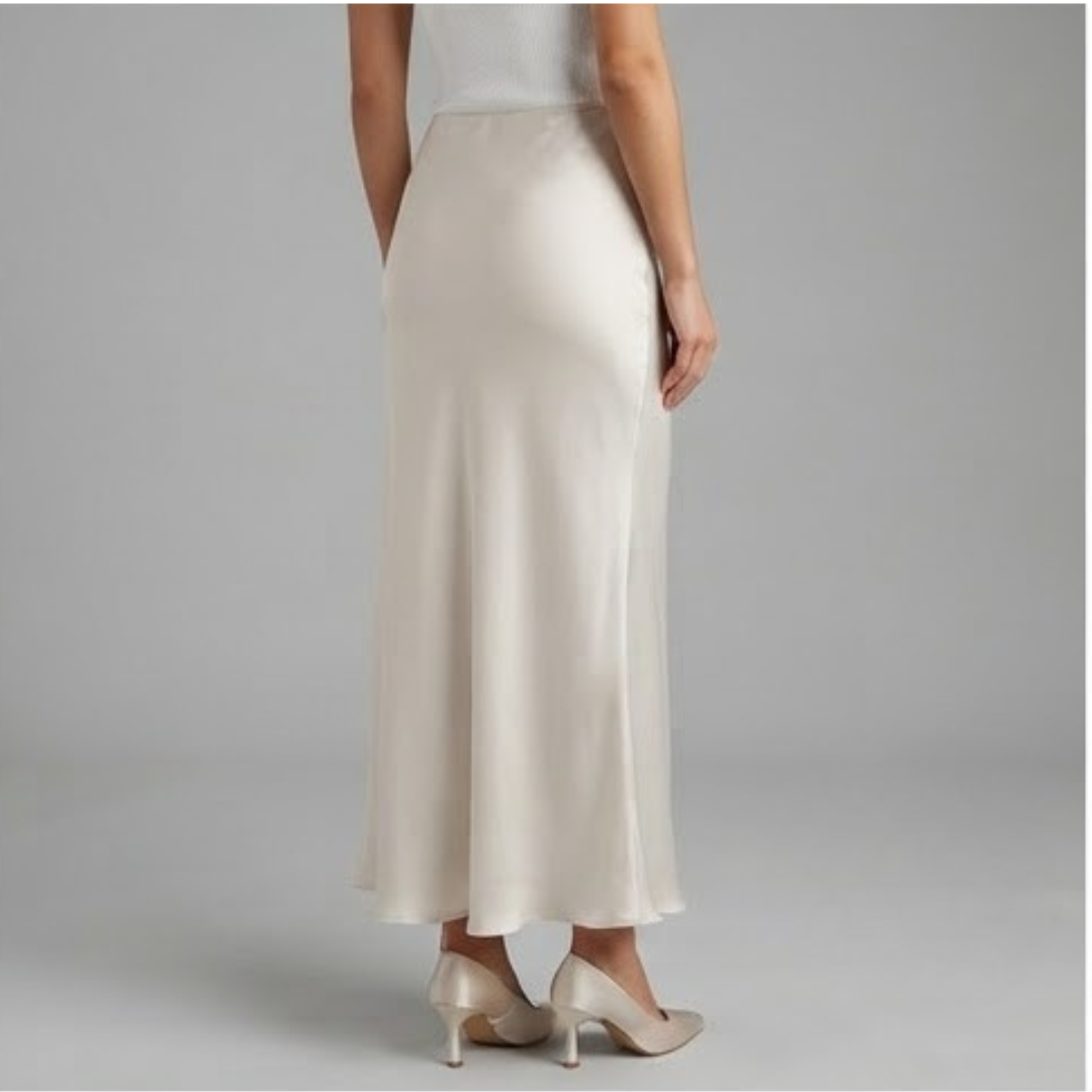 ELLA | Skirt with a smooth finish